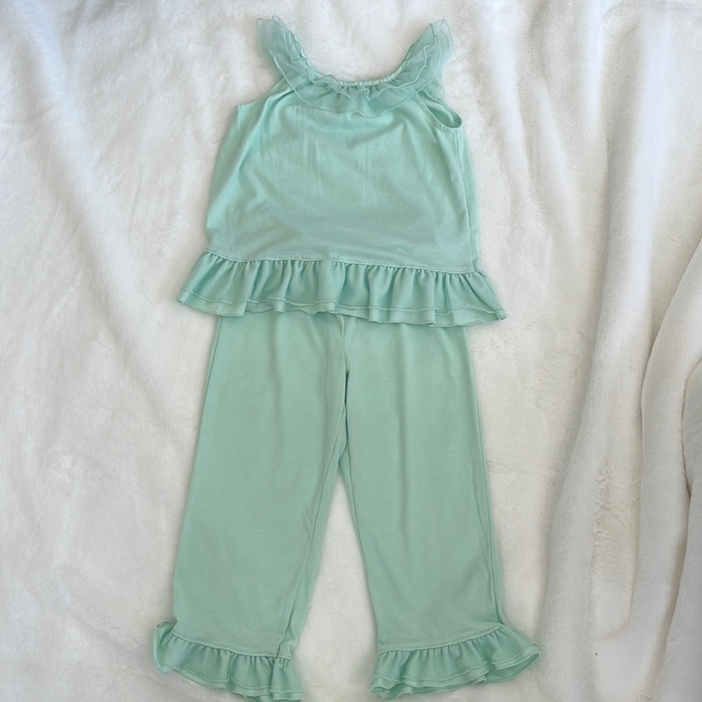Gymboree ruffle top and bottom pj set size 4